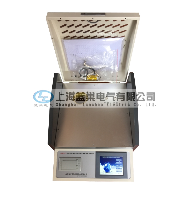 LCJT-6100C儀器采用中頻感應(yīng)加熱，PID控溫算法。該加熱方式具備油杯與加熱體非接觸、加熱均勻、速度快、控制方便等優(yōu)點(diǎn)，使溫度嚴(yán)格控制在預(yù)設(shè)溫度誤差范圍以內(nèi)。